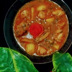 A picture of Aloo chicken.