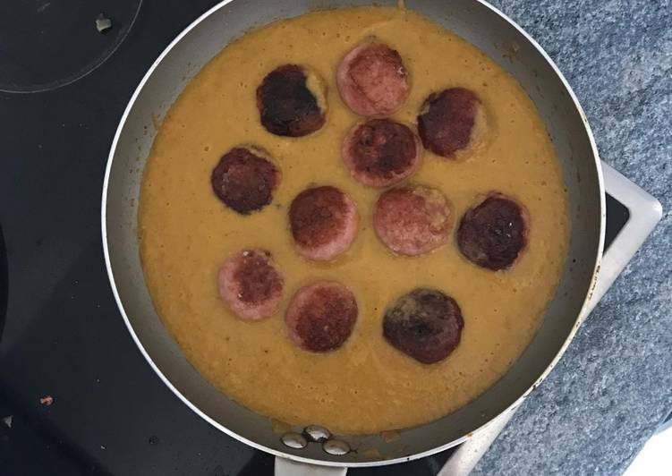 Albóndigas en salsa o achatadas