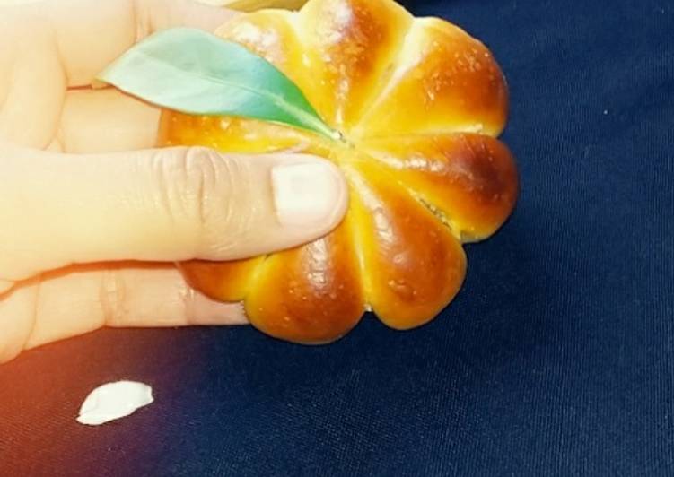 Steps to Make Perfect Flower shape buns