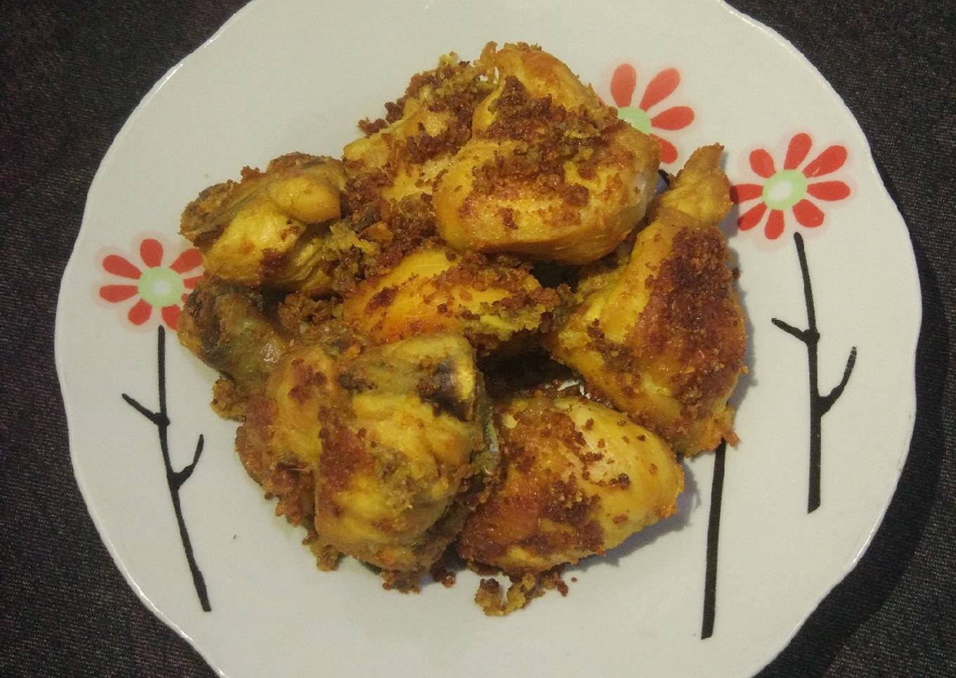 289. Ayam Goreng Kemiri