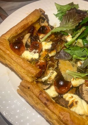 A picture of Goats cheese and red onion tart.