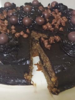 ચોકલેટ કેક (Chocolate Cake Recipe In Gujarati) રેસીપી મુખ્ય ફોટો