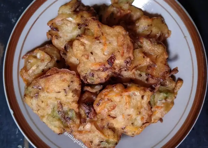 Langkah Mudah untuk Menyiapkan Ote-Ote Suroboyo (Bakwan Sayur), Enak