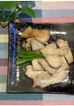 【增肌減脂】嫩煎雞胸肉 的食譜成品照片
