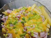 Una foto de queso cheddar jamon