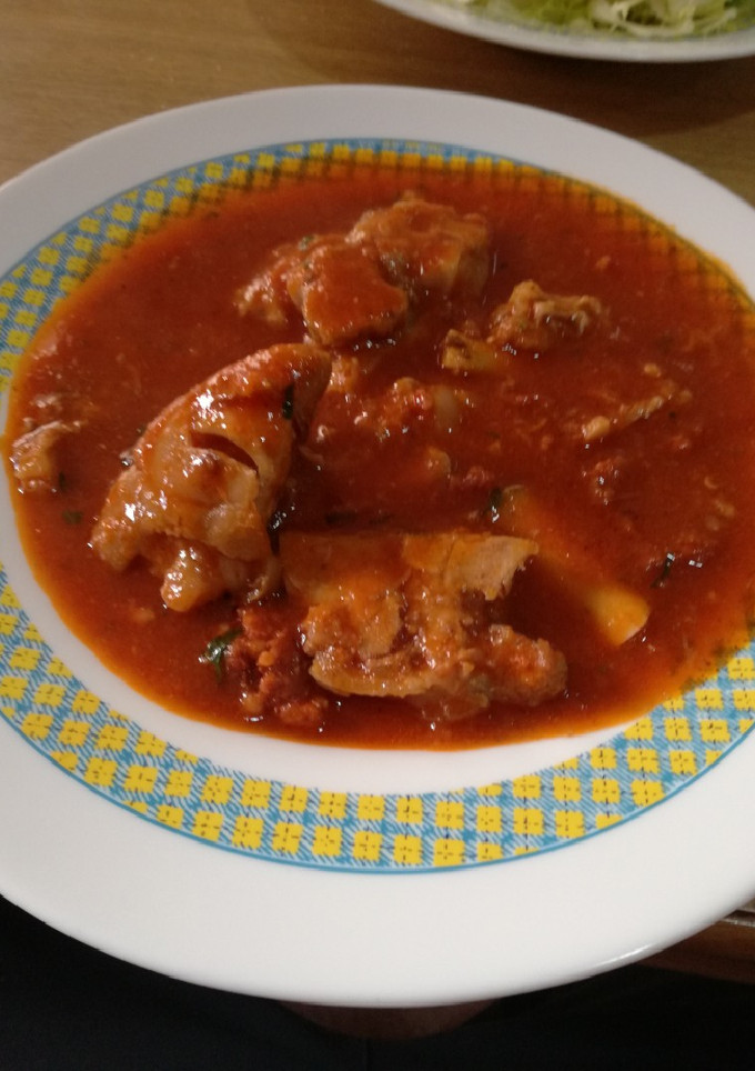 Una foto de Manitas de cerdo en salsa picante