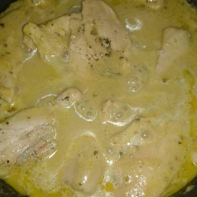 Pollo con crema y mostaza Receta de Andrea Garbarino- Cookpad
