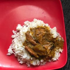 Ofe Akwu with white rice A picture of Ofe Akwu with white rice.