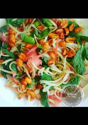 A picture of Raw Mango Julienne salad.