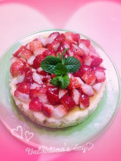 鮮草莓舒芙蕾起司蛋糕 的食譜成品照片