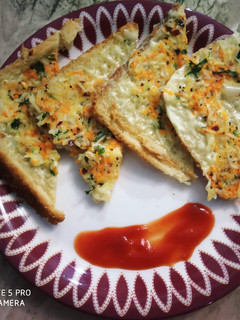 चीज़ ब्रेड विथ वेजिटेबल स्टफ (Cheese bread with vegetable stuff recipe in hindi) रेसिपी मुख्य फोटो