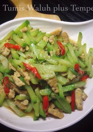 Foto resep Tumis Waluh plus Tempe