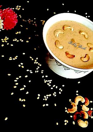 A picture of Paruppu Payasam /Moong dal payasam.