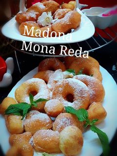 صورة لوصفة دونات 🍩🍩 بنكهه الجبنة والقشطه وباشكال مختلفه