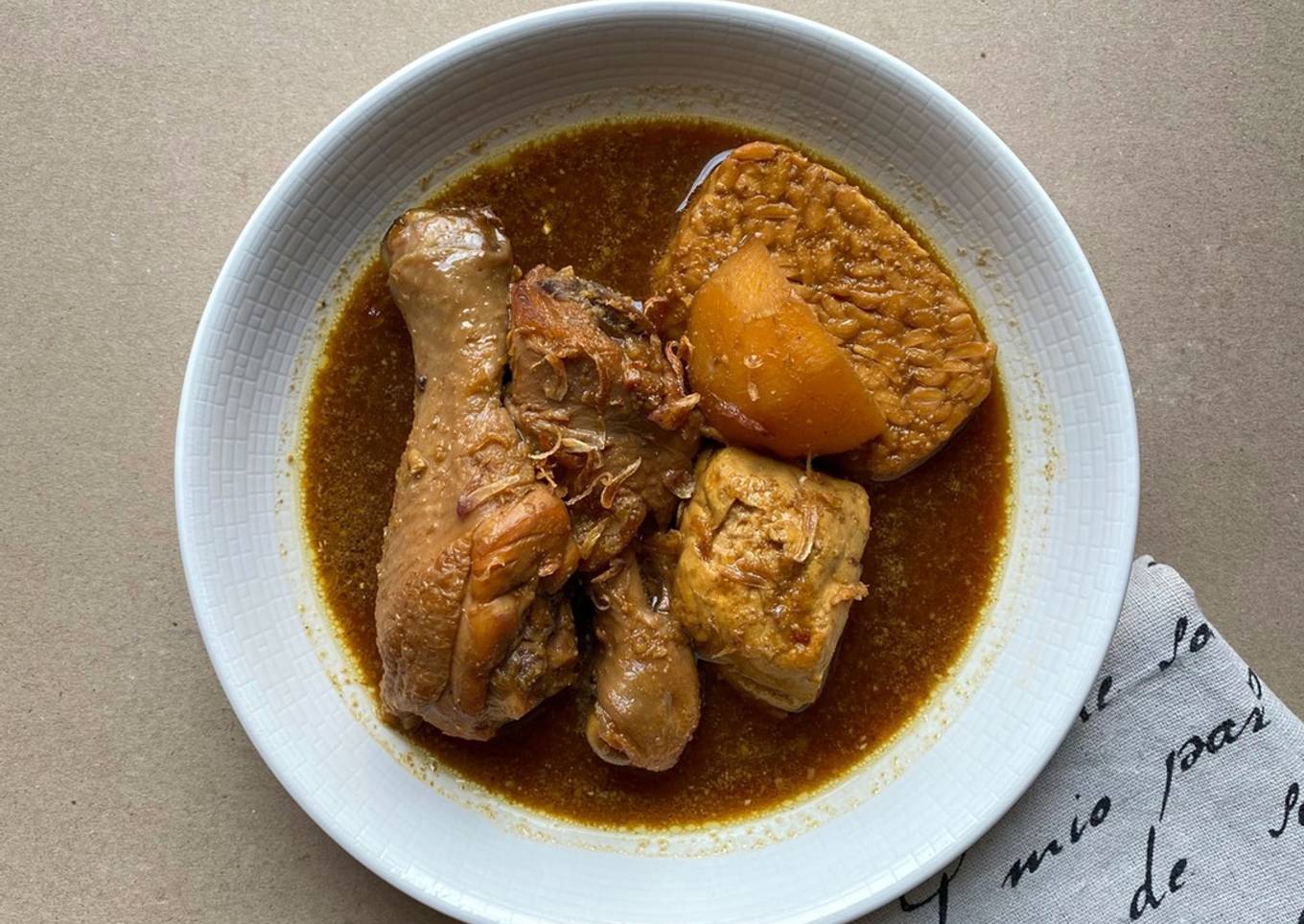Semur Ayam Kecap Berempah