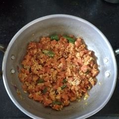 A picture of Carrot poriyal.