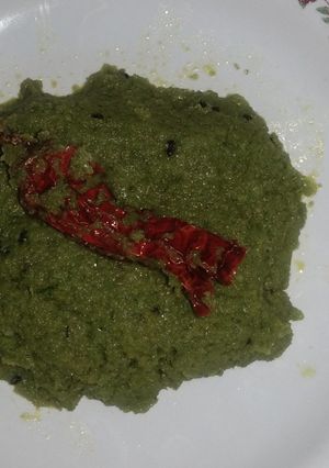 A picture of Ridge Gourd Peel Chutney / Jhinge Chutney.