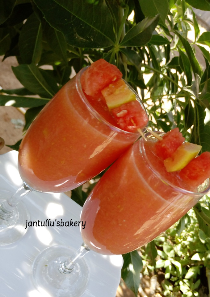 A picture of Melon guava smoothie.