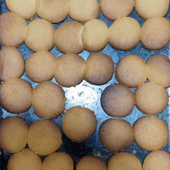 A picture of Cookies.