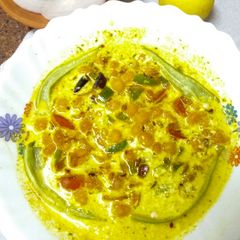 A picture of Vegetable curd curry.