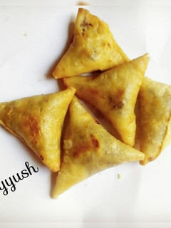 A picture of Samosa.