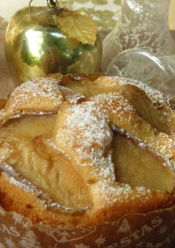 Una foto de Pan dulce con manzana sin levadura