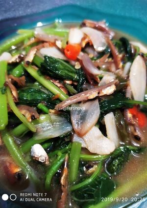 Foto resep Tumis Bayam campur teri