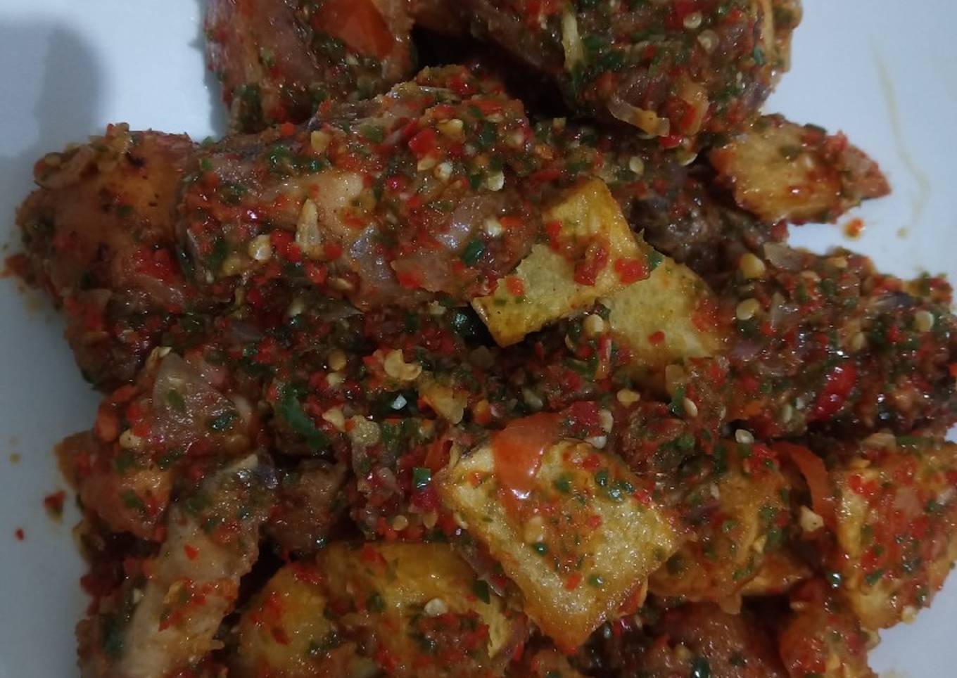 Ayam goreng sambal ijo merah