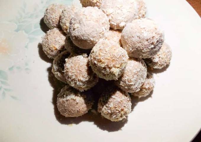 Chocolate coconut laddu #sallahmeal#