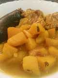 Patatas con morcilla de mondongo y costillas