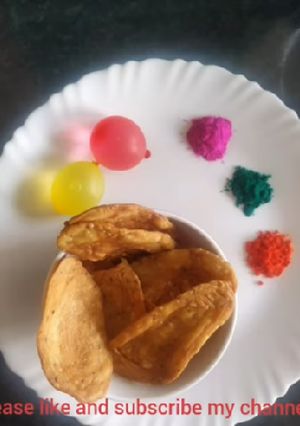 नमकीन खाजा(namkeen khaja recipe in hindi) रेसिपी मुख्य फोटो