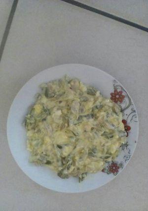 A picture of Green beans and mushroom.