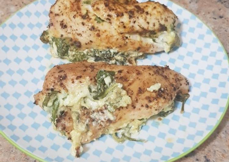 Recipe of Any-night-of-the-week Baked chicken with cheesy spinach stuffing