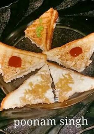 A picture of Jhatpat sew sandwich.