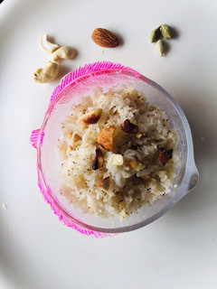 சுவையானஇடியாப்பம்தேங்காய் ஸ்வீட் செய்முறை முக்கிய புகைப்படம்