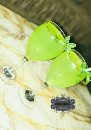 A picture of Cocumber lemonade.
