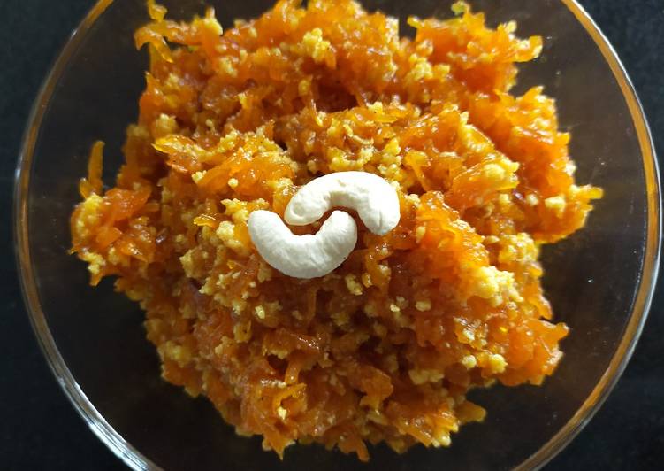 Simple Way to Prepare Favorite Carrot Halwa