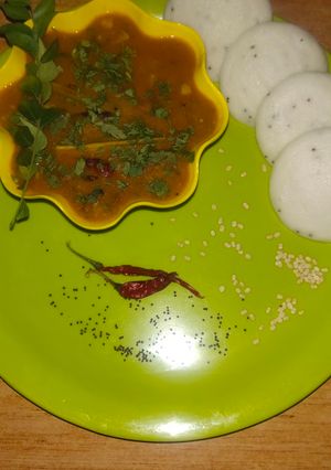 ઓથેન્ટિક સાંભાર (Authentic Sambhar Recipe In Gujarati) રેસીપી મુખ્ય ફોટો
