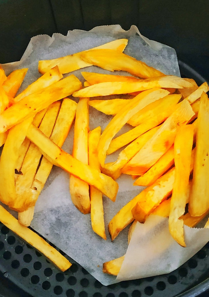 兩種材料超簡單氣炸鍋地瓜薯條 的食譜成品照片