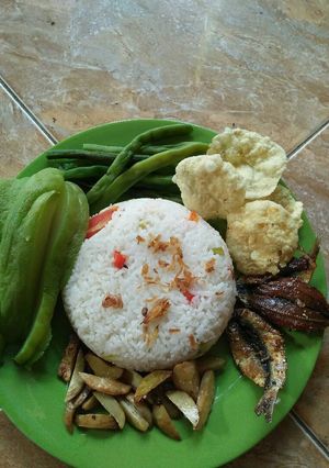 Foto resep Nasi liwet pedas mejiccom