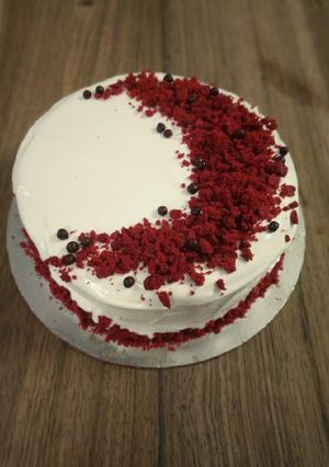 A picture of Red Velvet Cake.