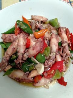 Foto resep Cumi Ikan Asin Tumis Cabai