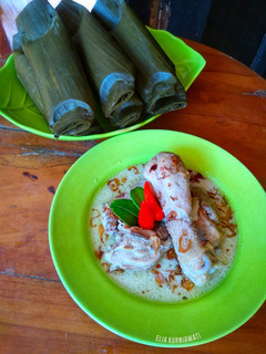 Foto resep Opor Ayam Putih
