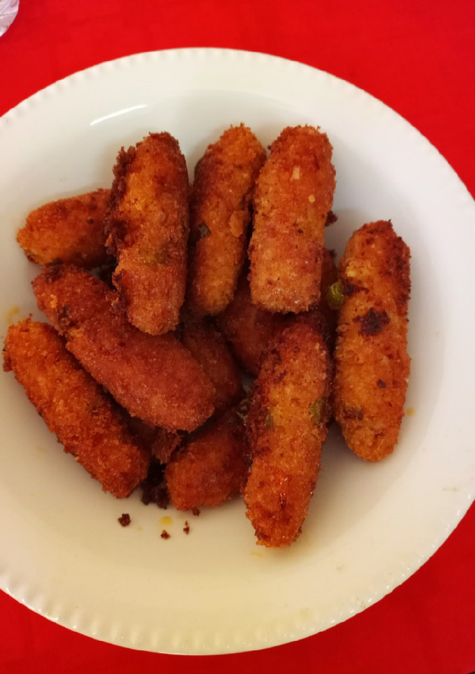 Una foto de Croquetas de arroz😉🤤🤤