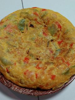 Una foto de Tortilla de calabacín y surimi
