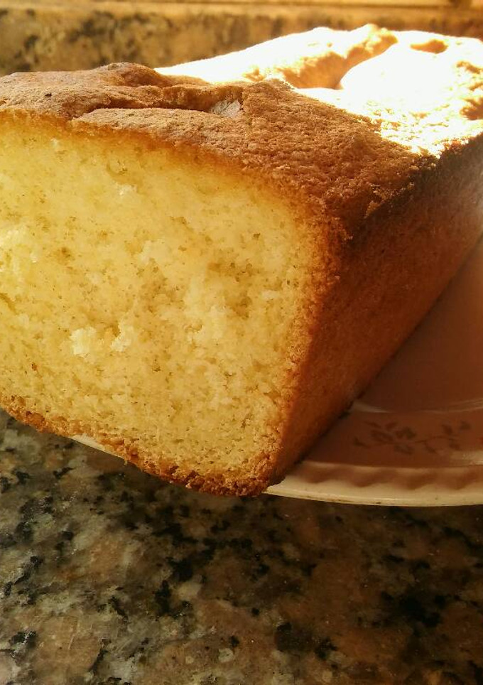 Una foto de Budin fácil☕🍮