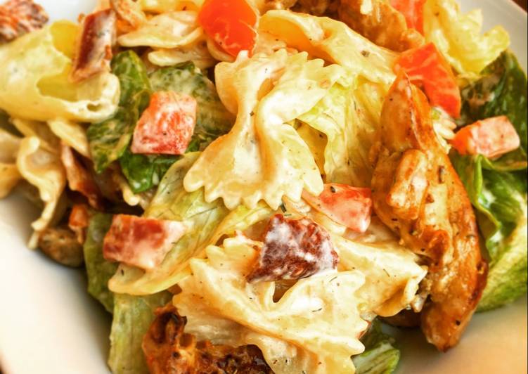 BLT Pasta Salad with Chicken &amp; Ranch Dressing