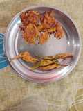 লঙ্কা আর পেঁয়াজের পাকোড়া (Mirch pakoda and payaj pakoda recipe in benagli)