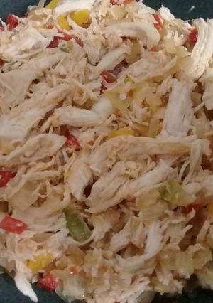 Una foto de Pollo desmenuzado