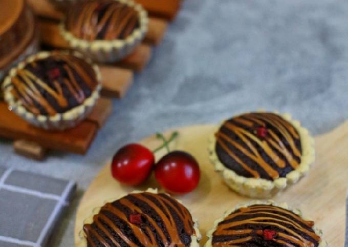 Standar Resep membuat Pie Brownies Tepung Ketan Keju  sesuai selera